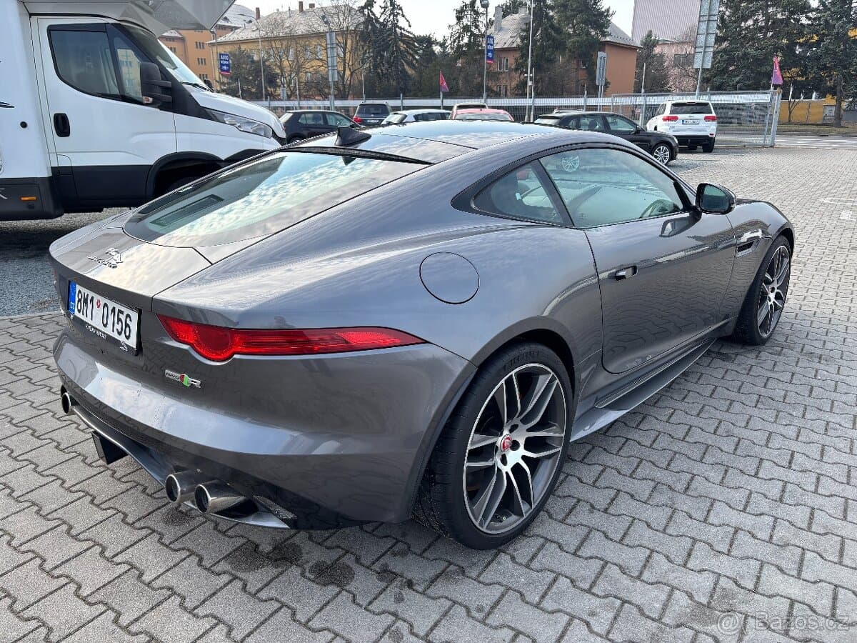 2016 Jaguar F-TYPE - 4