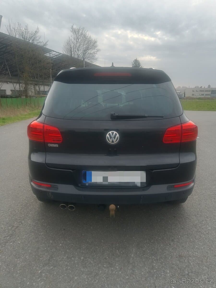 2012 Volkswagen TIGUAN - 4