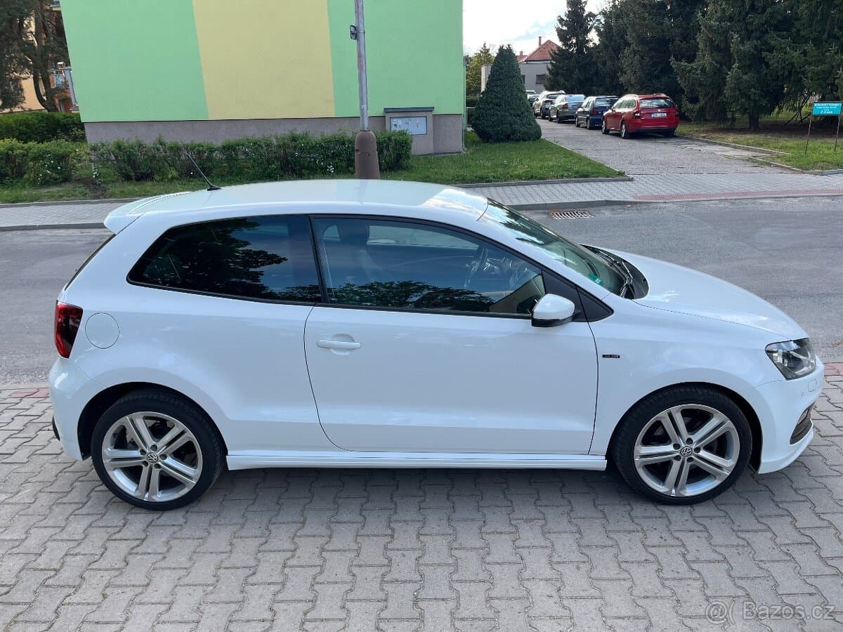 2016 Volkswagen POLO - 4
