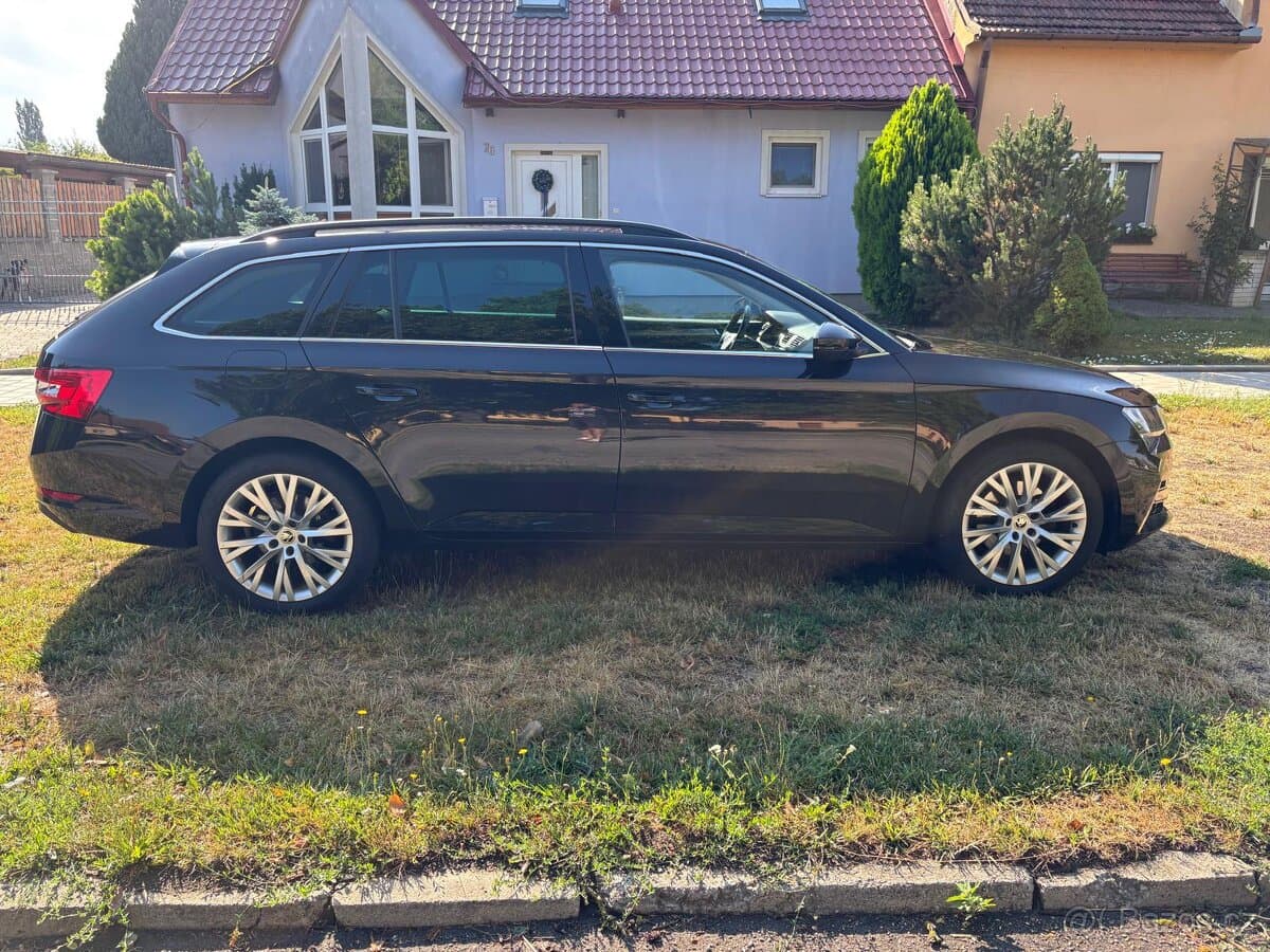 2021 Škoda SUPERB - 4