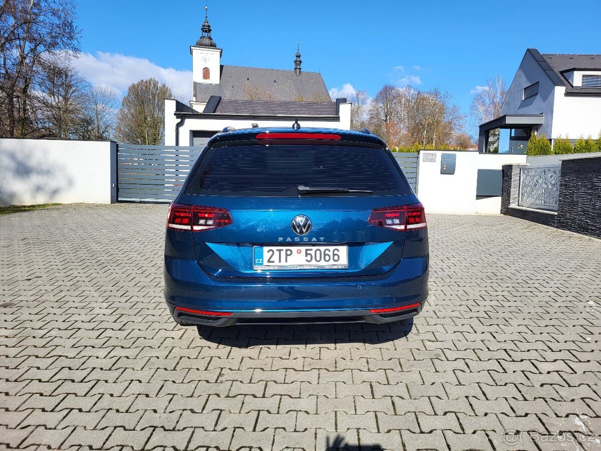2021 Volkswagen PASSAT - 4