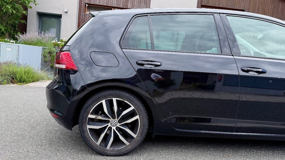 2012 Volkswagen GOLF - 4