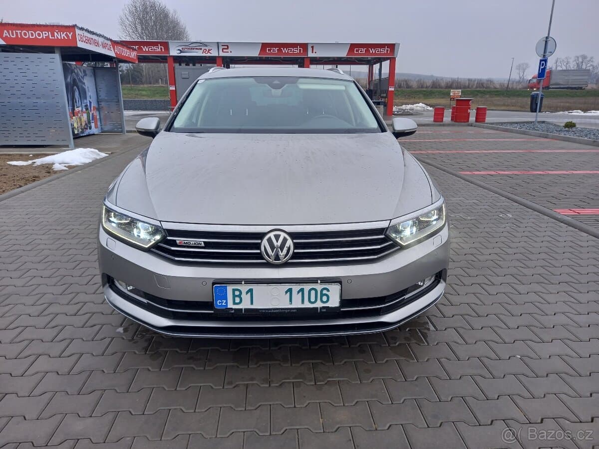 2015 Volkswagen PASSAT - 4