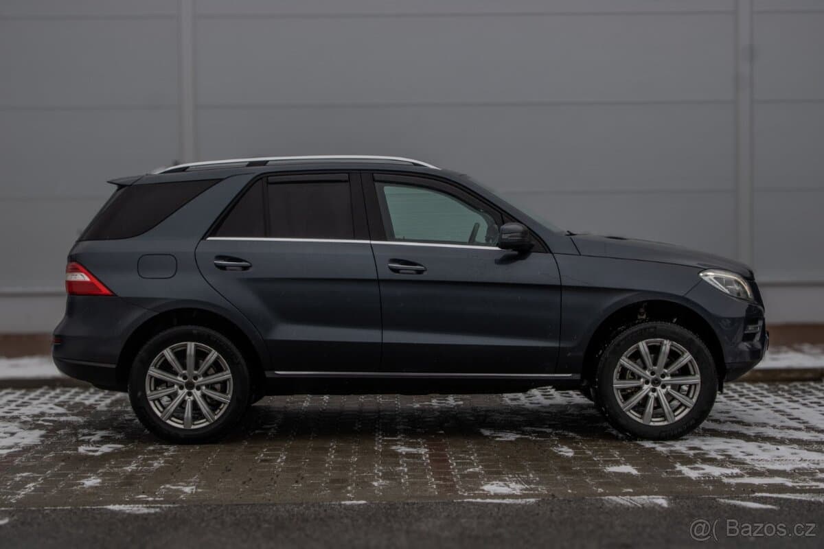 Mercedes-Benz M-CLASS - 4