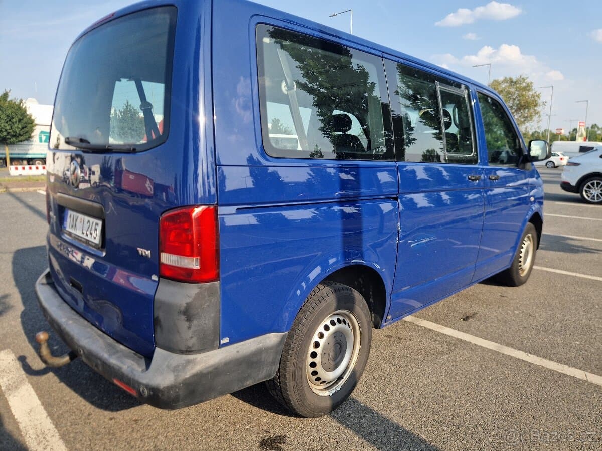 2011 Volkswagen CARAVELLE - 4