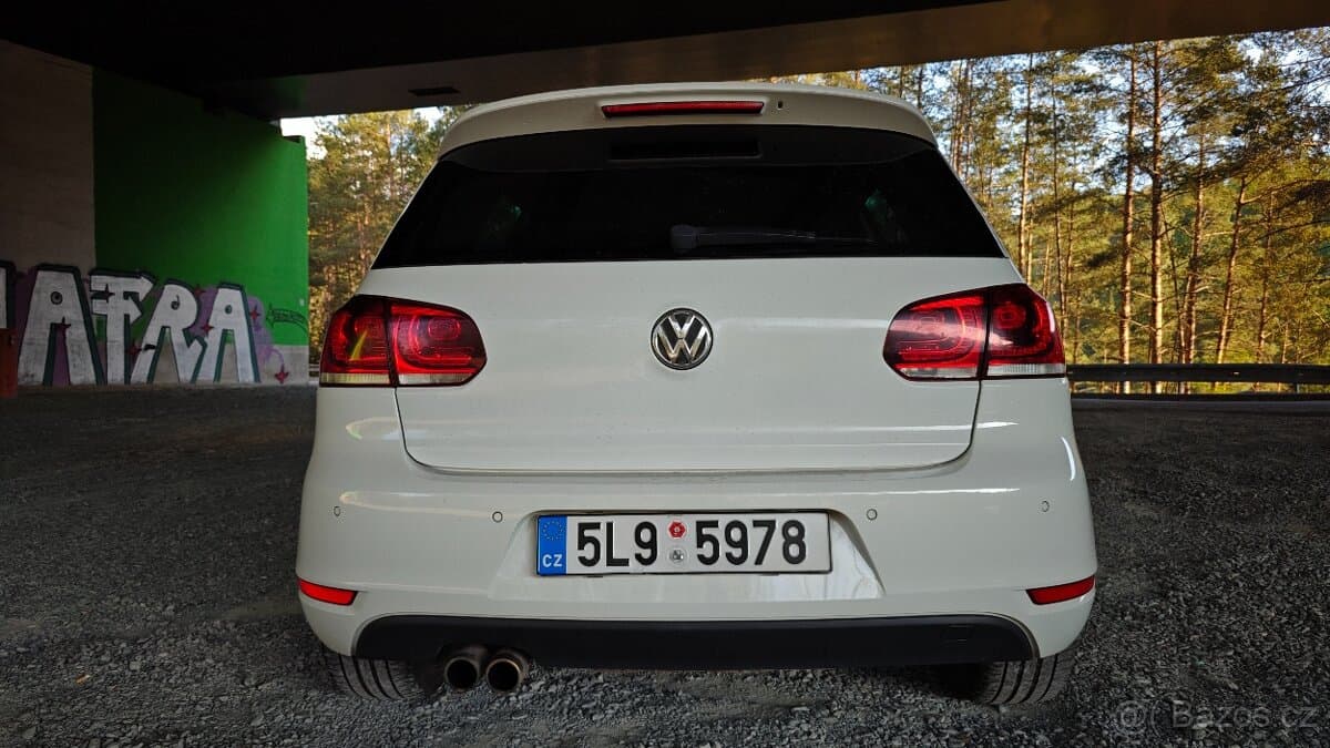 2011 Volkswagen GOLF - 4