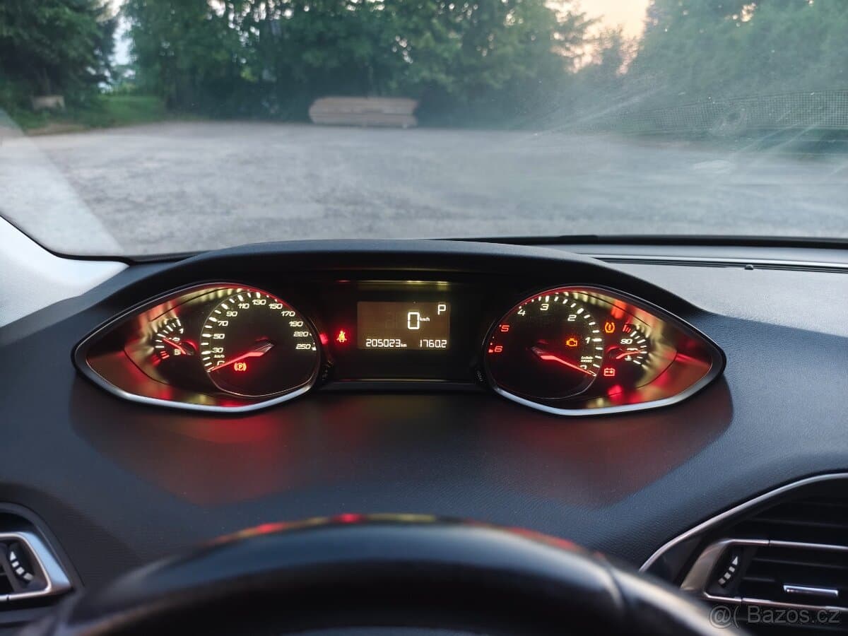 2016 Peugeot 308 - 4