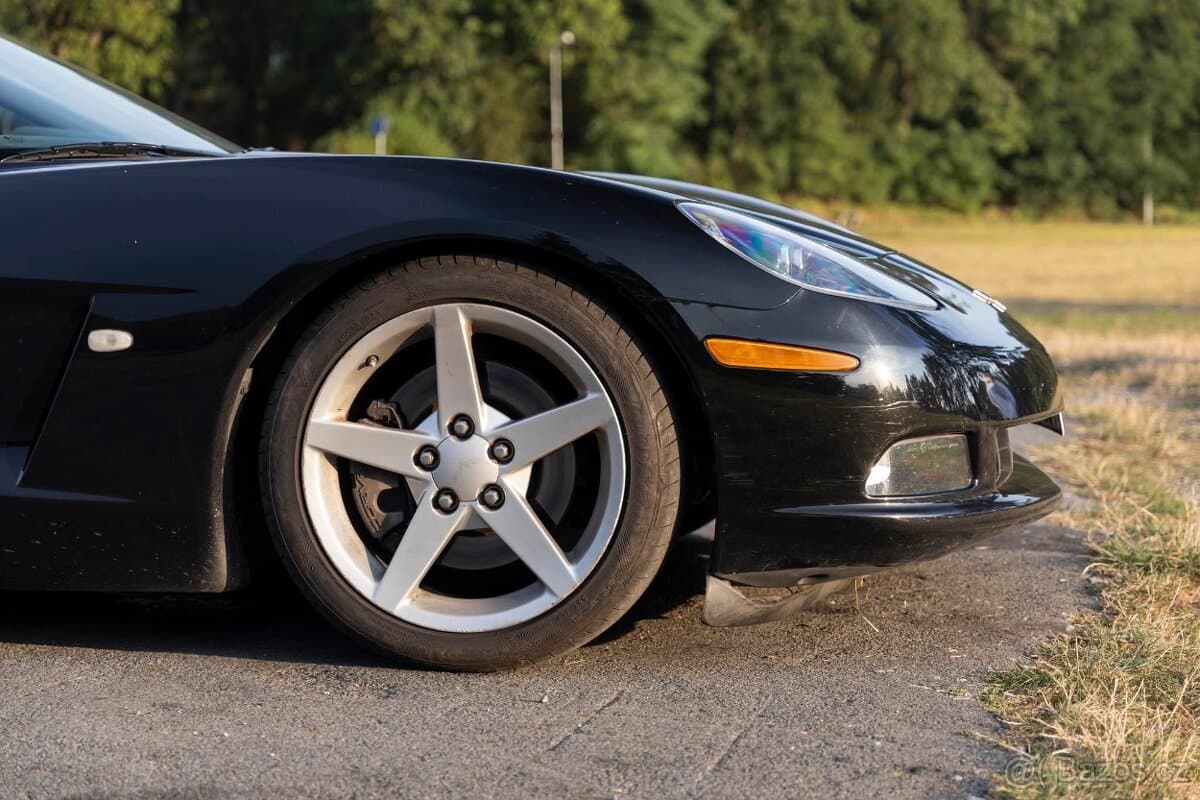 2005 Chevrolet CORVETTE - 4