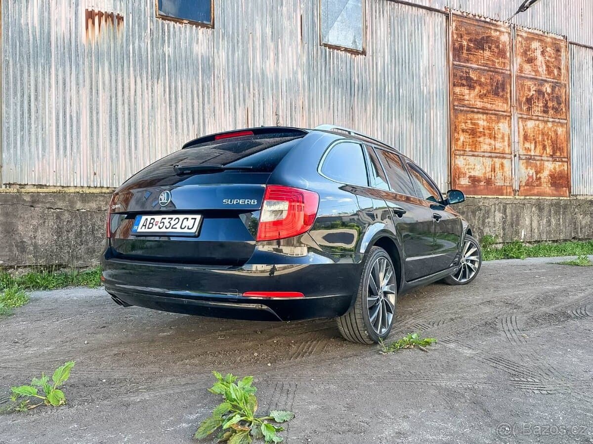 2014 Škoda SUPERB - 4