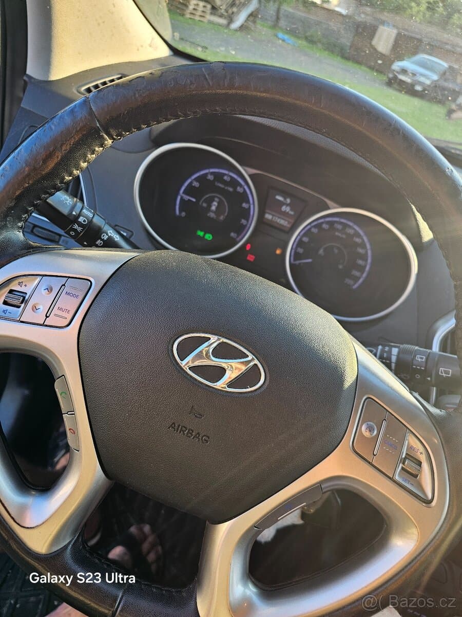 Hyundai ix35 - 4