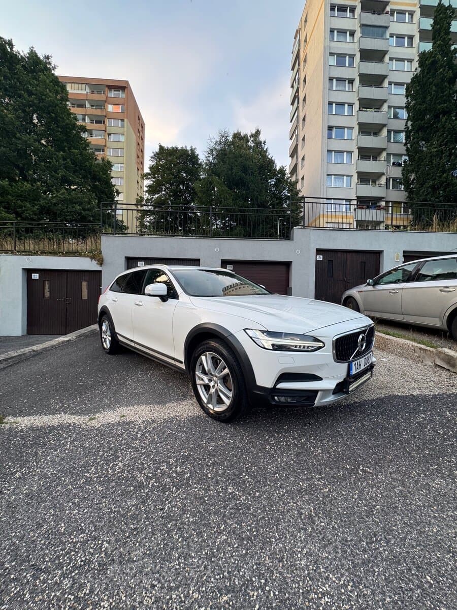 Volvo V90 - 4