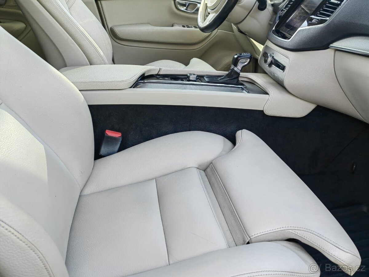 2017 Volvo XC90 - 4