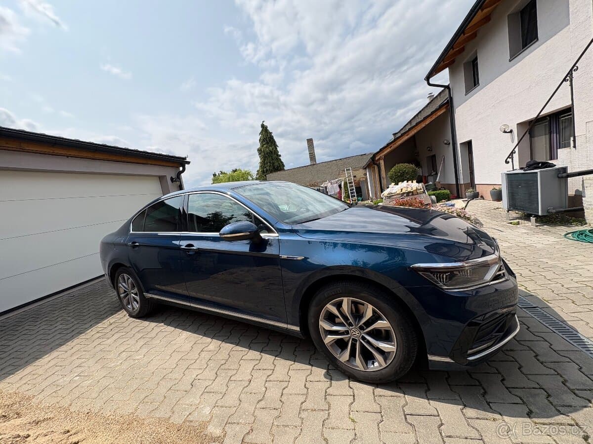 2020 Volkswagen PASSAT - 4