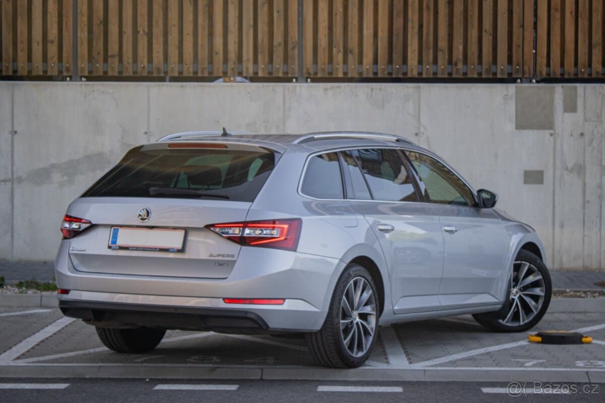 2017 Škoda SUPERB - 4