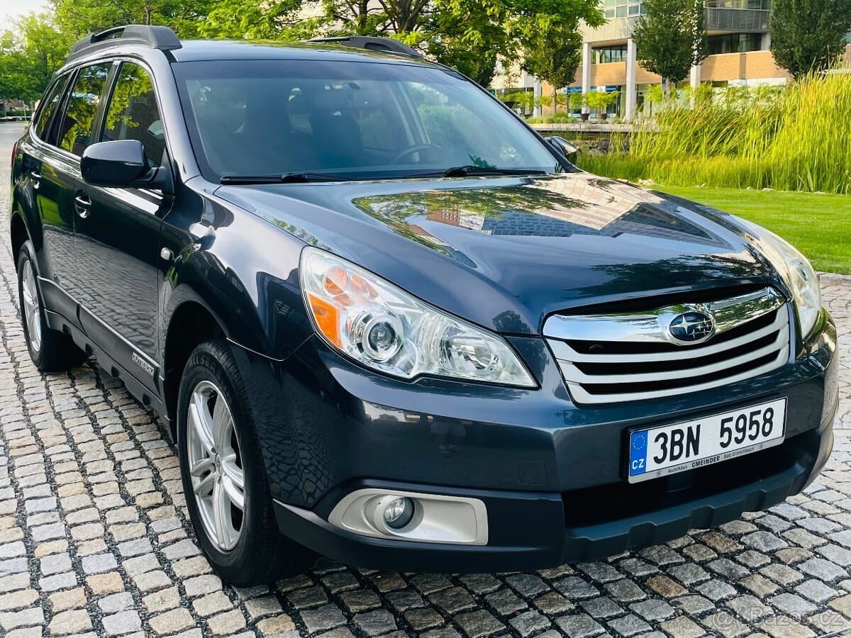 2012 Subaru OUTBACK - 4