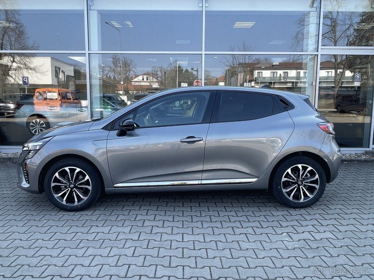 2025 Renault CLIO - 4