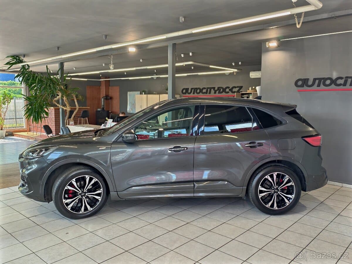 2022 Ford KUGA - 4