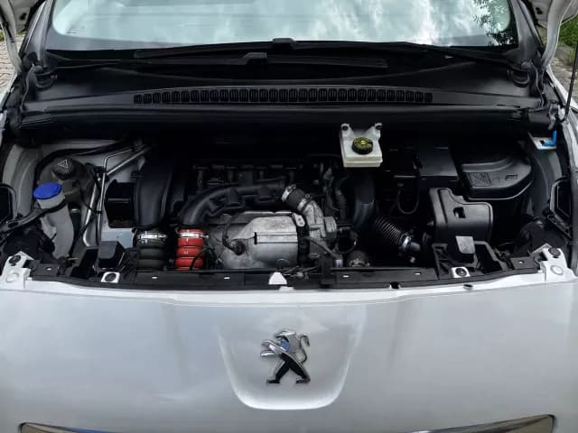 2015 Peugeot 5008 - 4