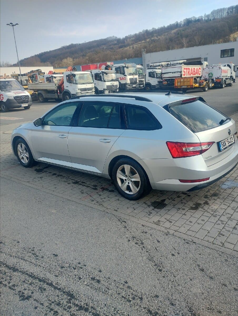2016 Škoda SUPERB - 4