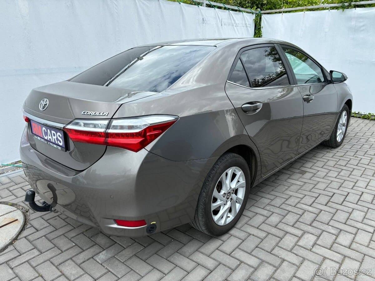 2018 Toyota COROLLA - 4