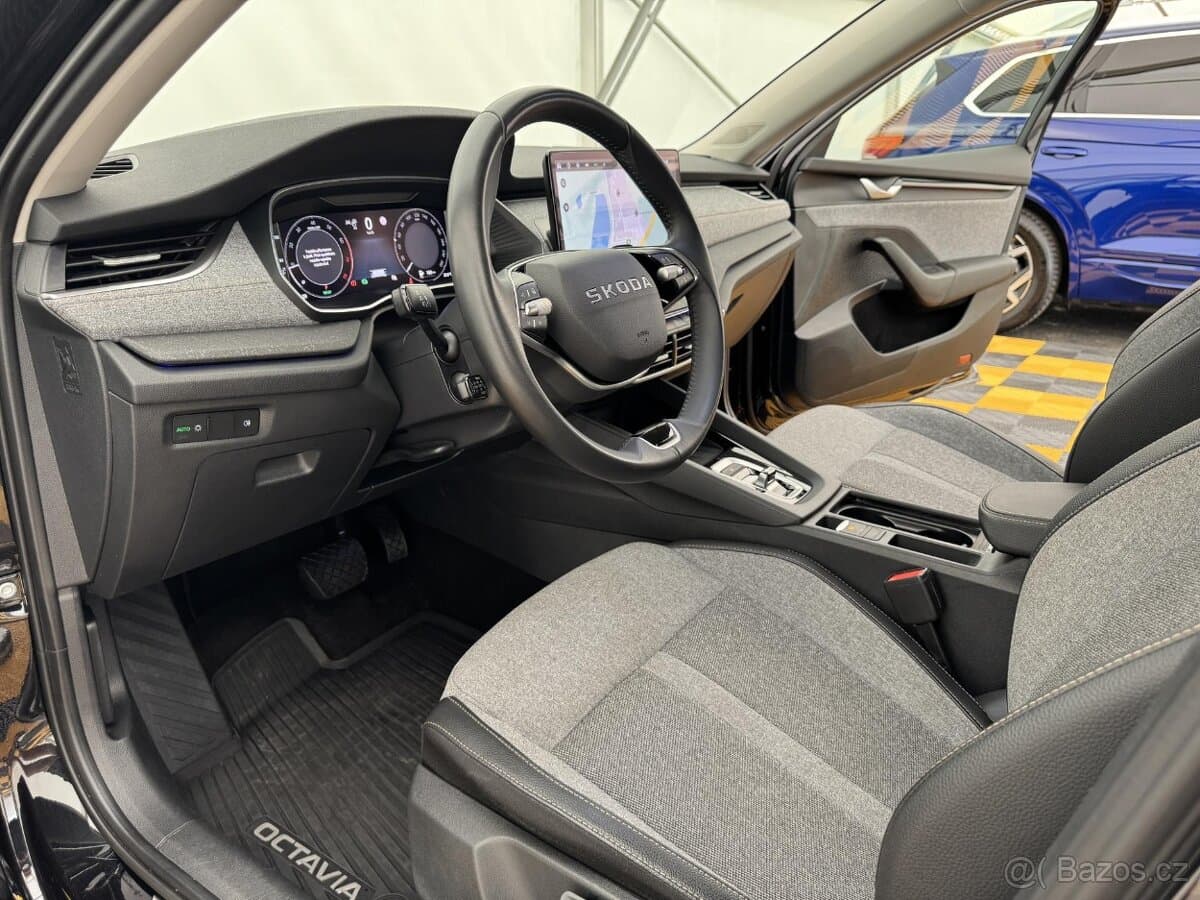 2025 Škoda OCTAVIA - 4