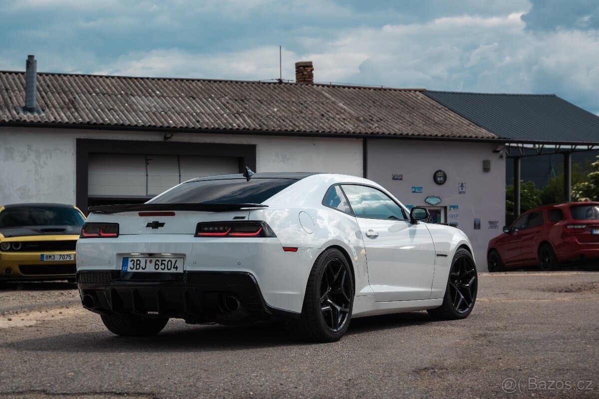 2014 Chevrolet CAMARO - 4