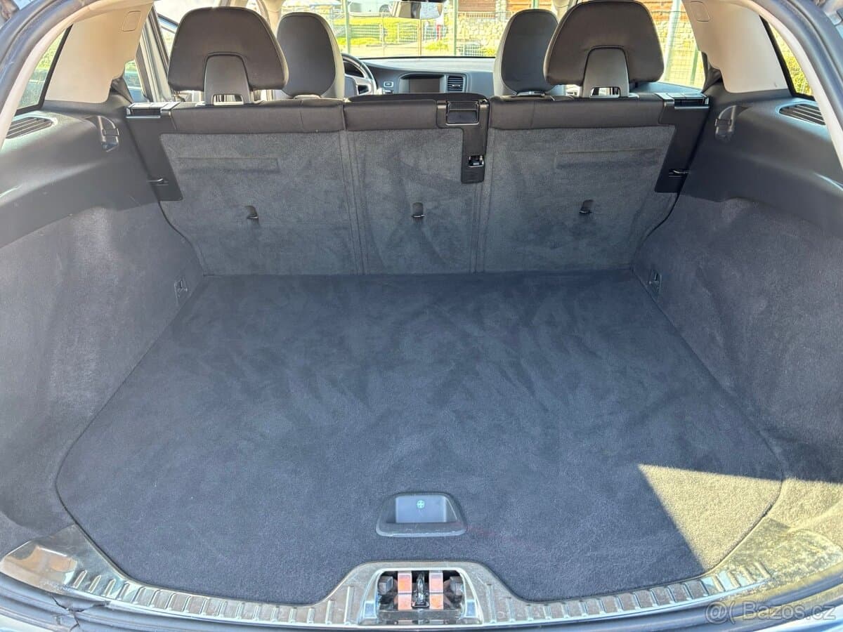 2017 Volvo V60 - 4