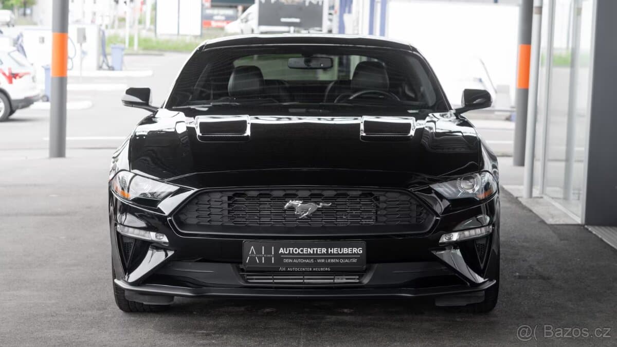 2020 Ford MUSTANG - 4