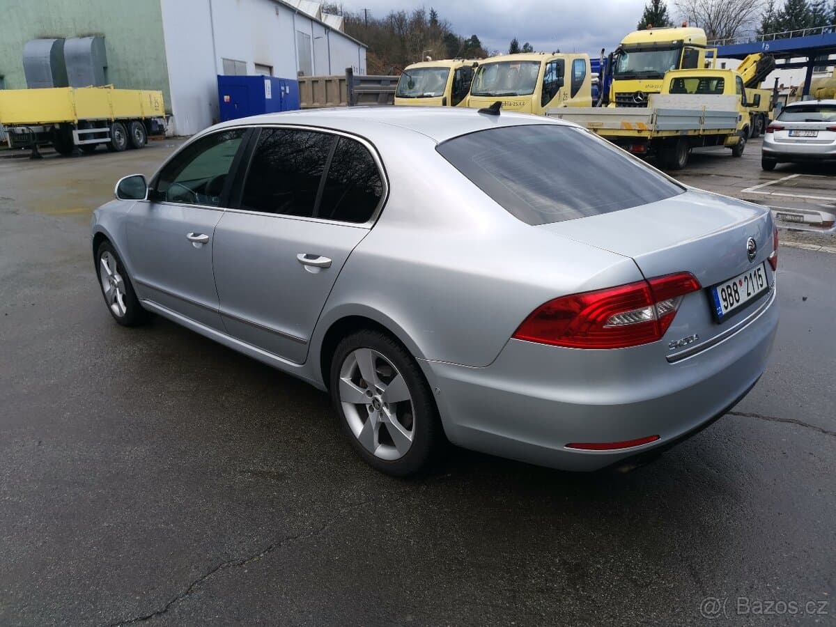 2014 Škoda SUPERB - 4