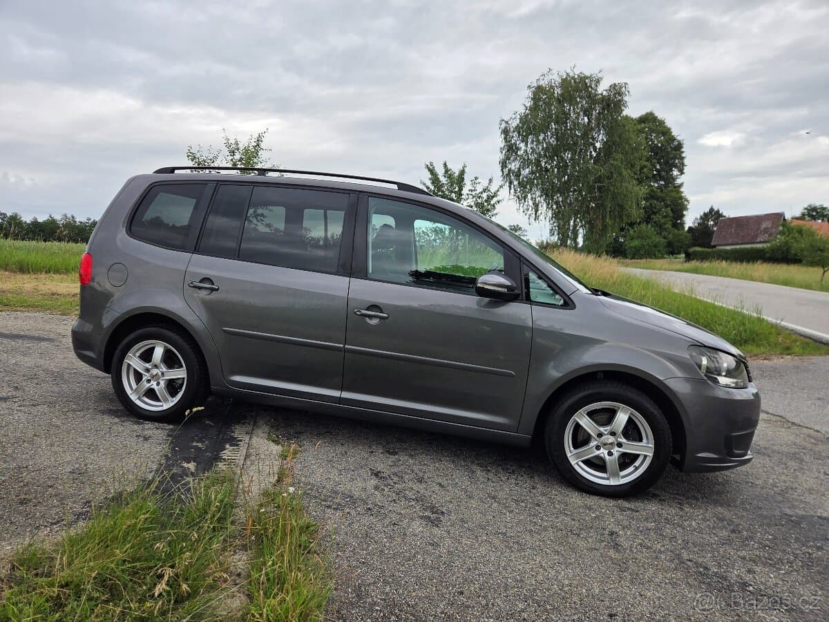 2010 Volkswagen TOURAN - 4