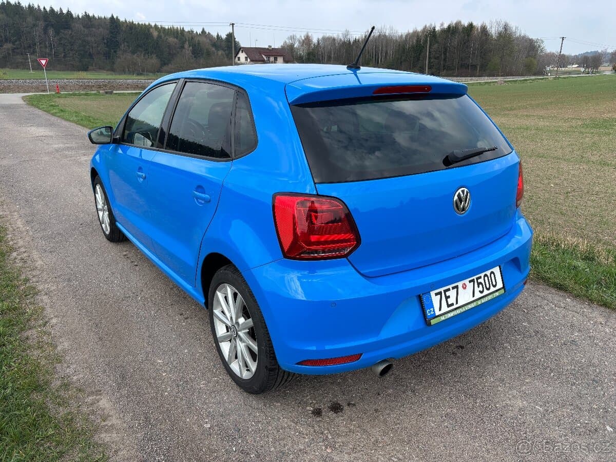 2015 Volkswagen POLO - 4
