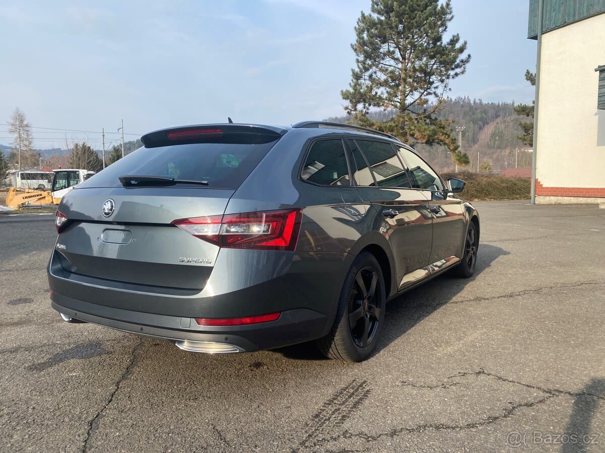 2019 Škoda SUPERB - 4