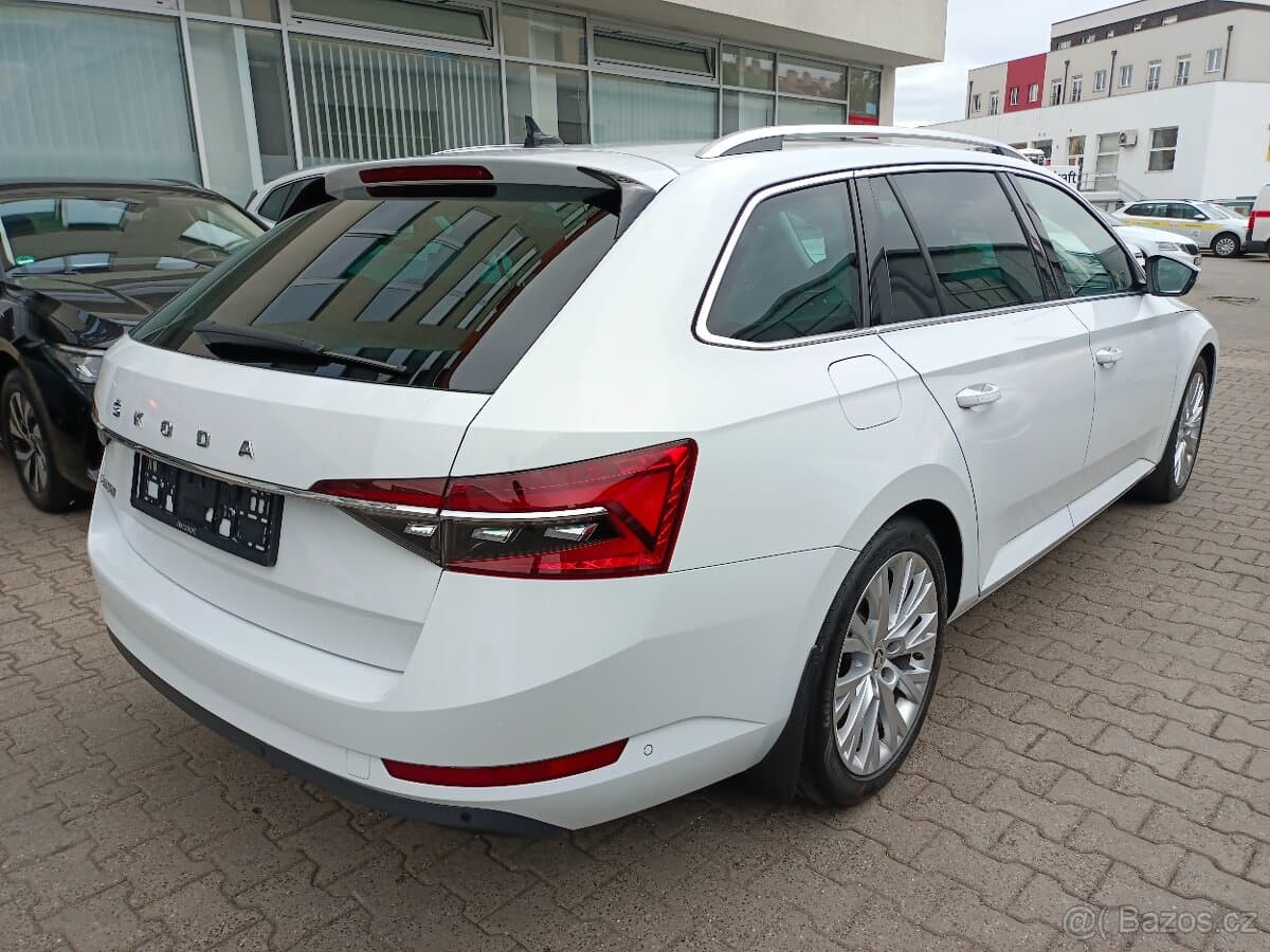 2023 Škoda SUPERB - 4