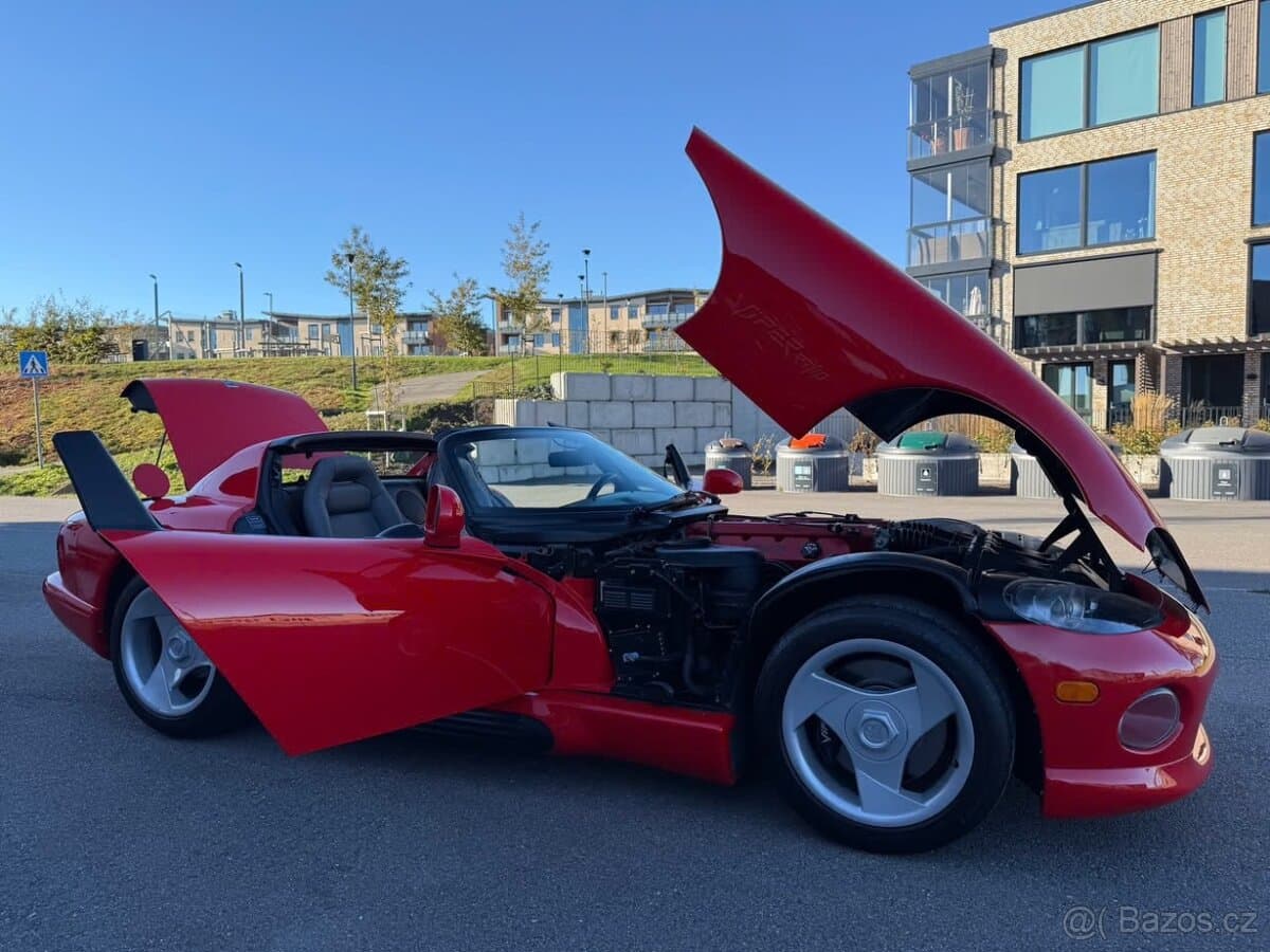 1992 Dodge VIPER - 4