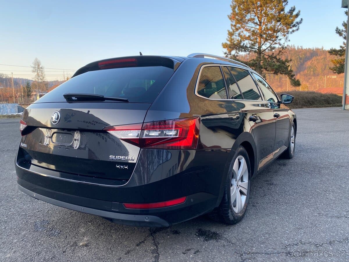 2016 Škoda SUPERB - 4