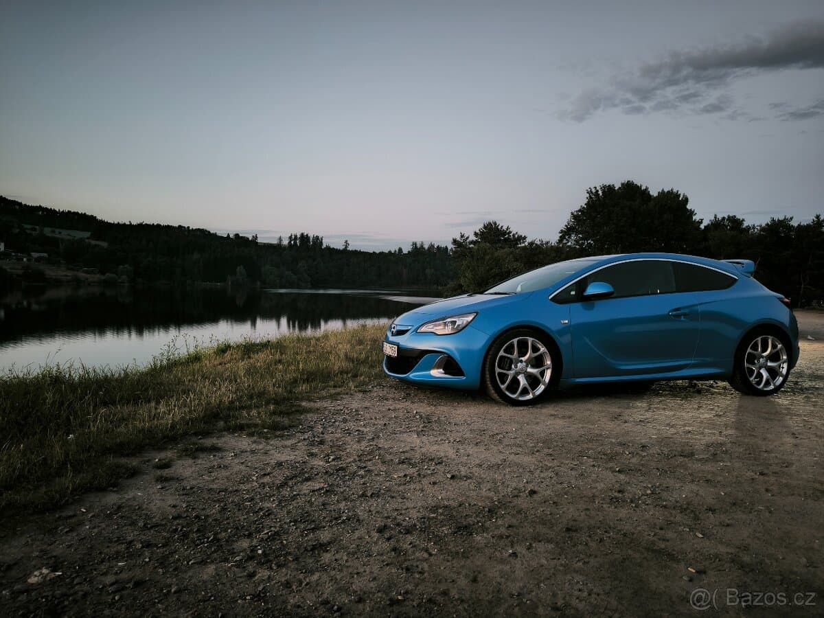 Opel ASTRA - 4