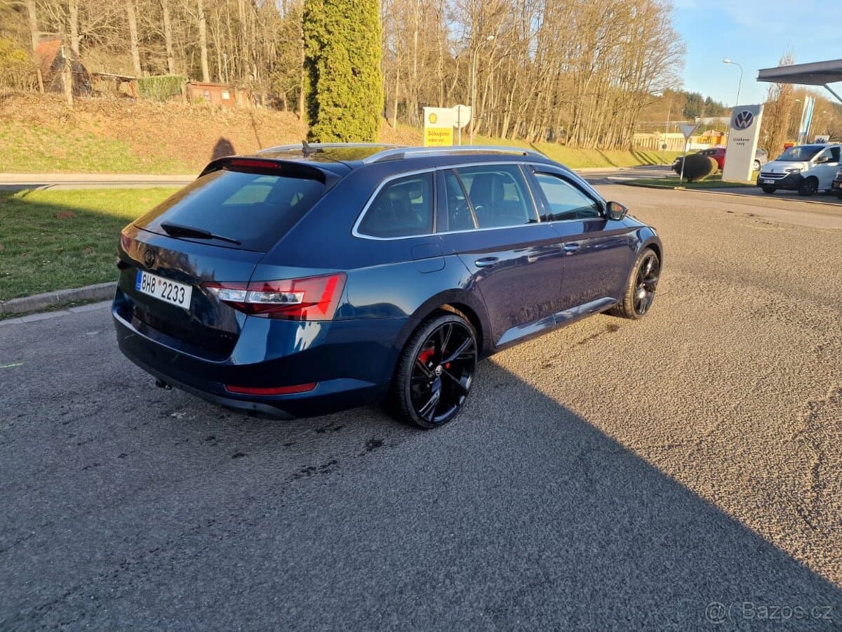 Škoda SUPERB - 4