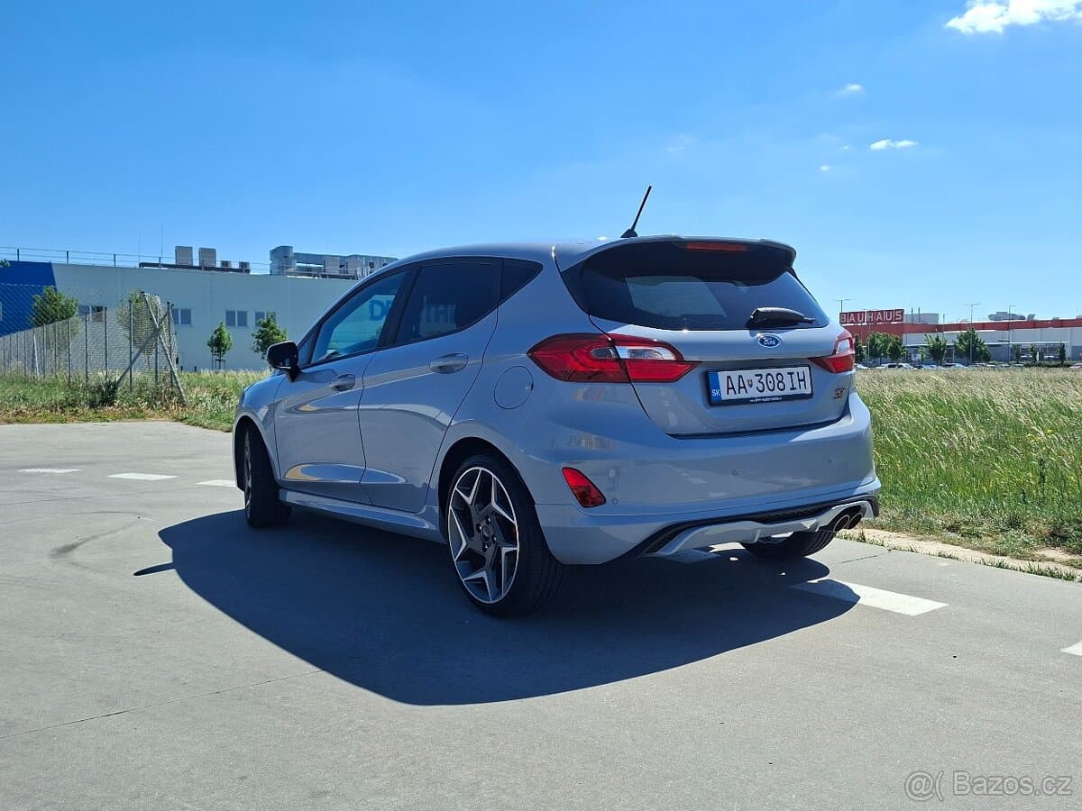 2019 Ford FIESTA - 4