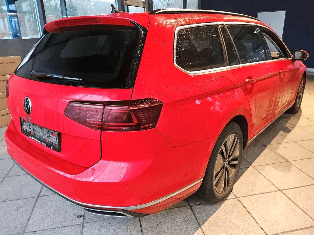 2021 Volkswagen PASSAT - 4
