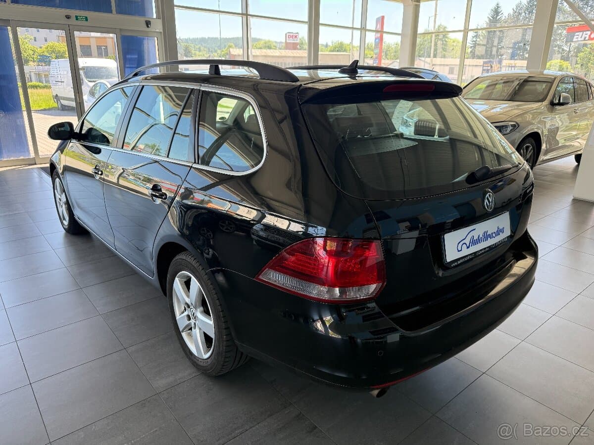 2011 Volkswagen GOLF - 4