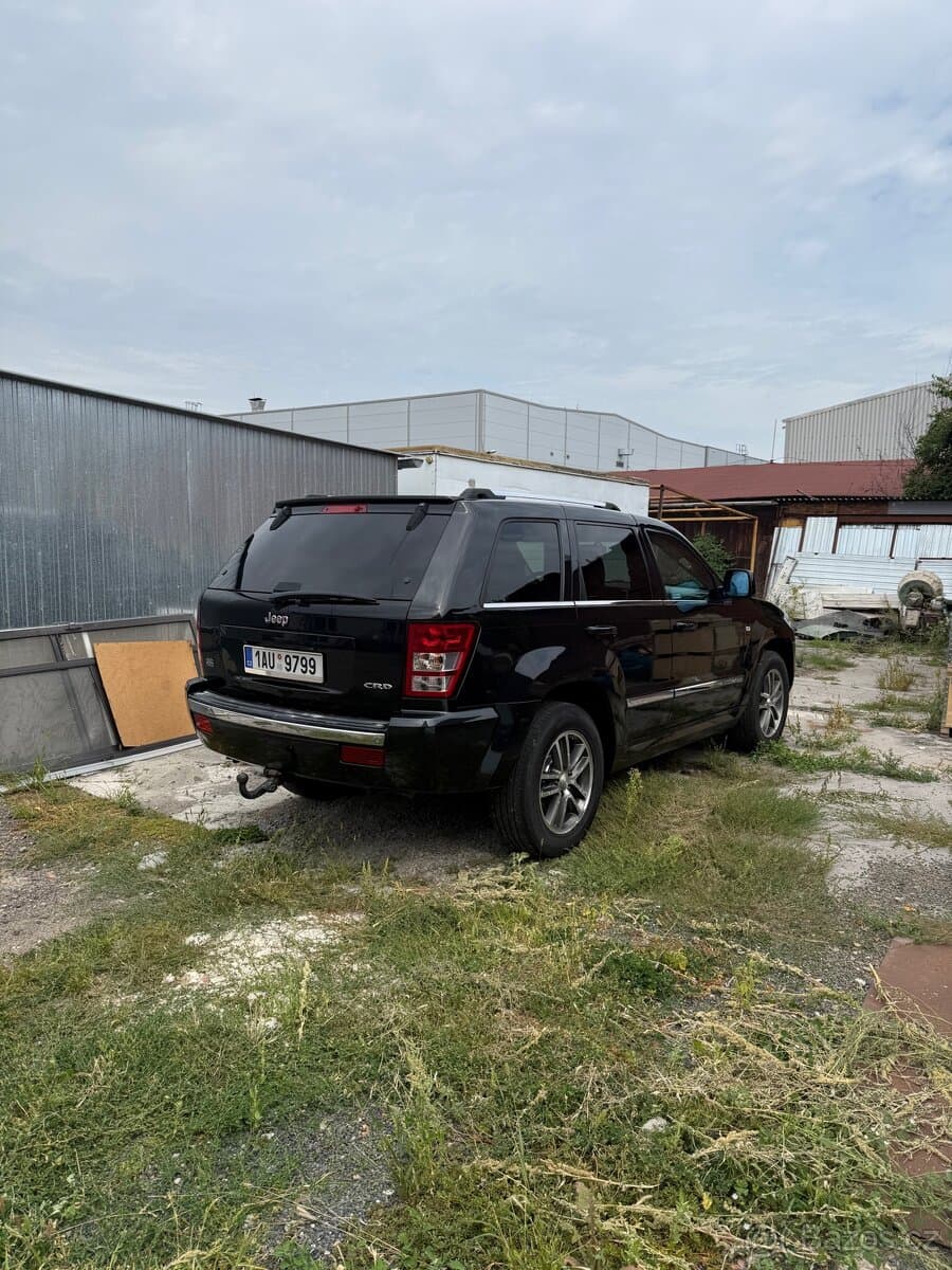 2010 Jeep CHEROKEE - 4