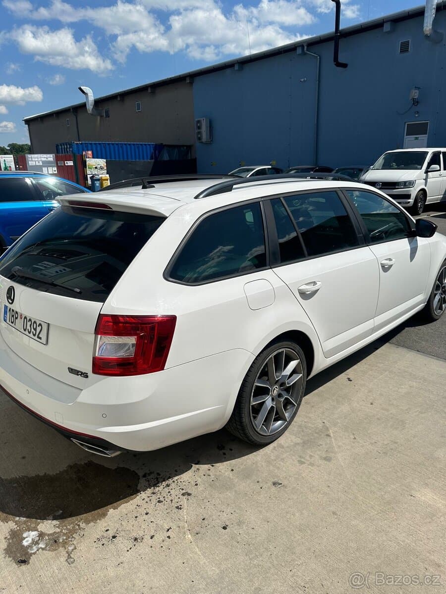 Škoda OCTAVIA - 4