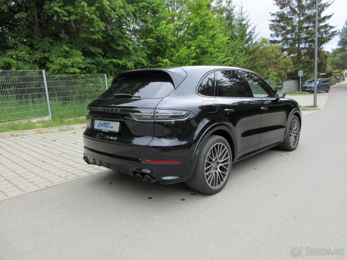 2019 Porsche CAYENNE - 4