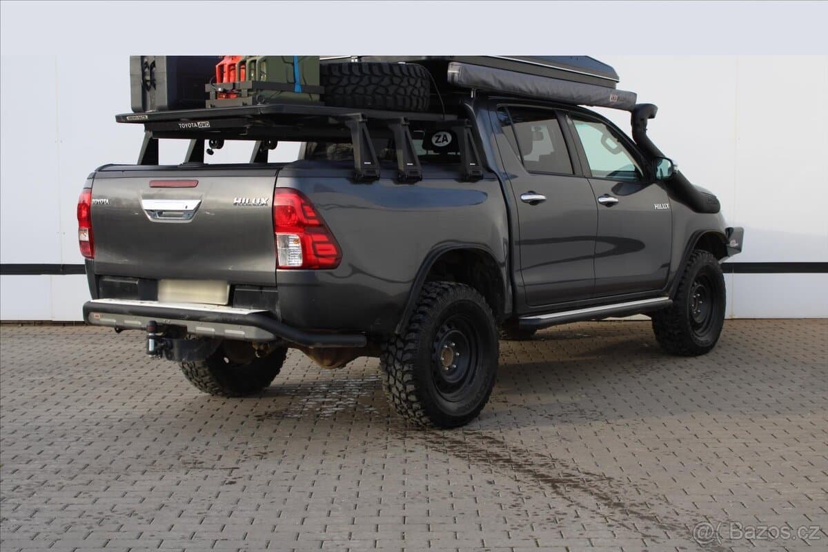 2020 Toyota HILUX - 4