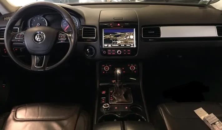 2013 Volkswagen TOUAREG - 4