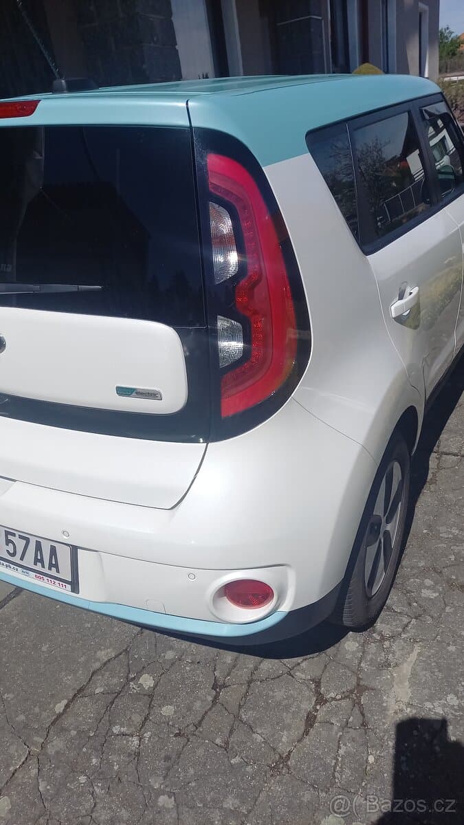 2018 Kia SOUL - 4