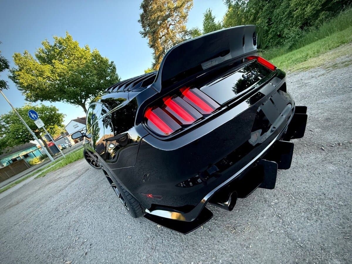 2015 Ford MUSTANG - 4