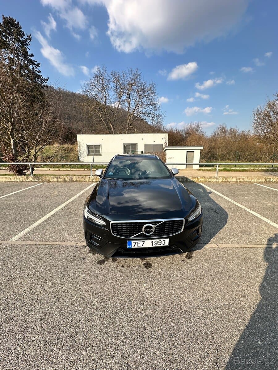 2019 Volvo V90 - 4