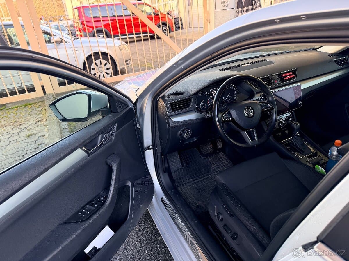 2018 Škoda SUPERB - 4