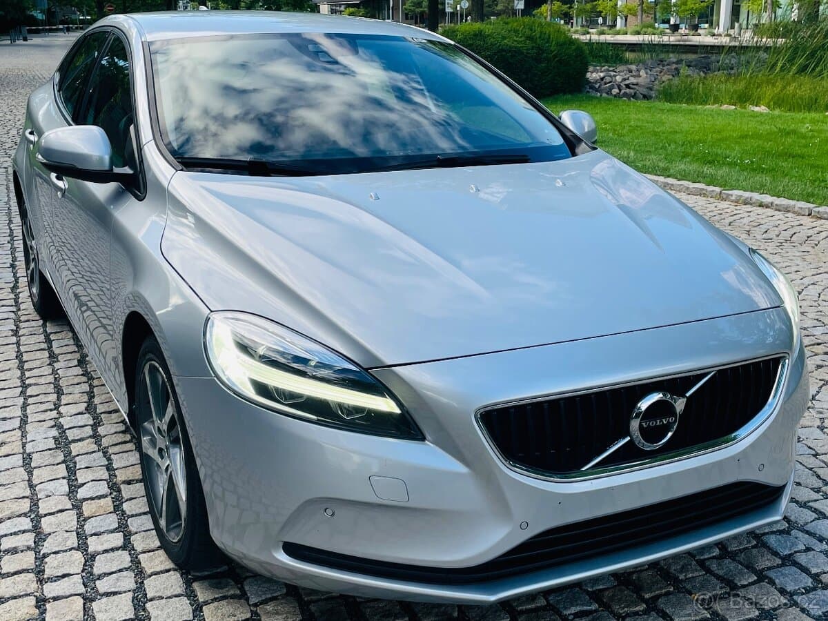 2016 Volvo V40 - 4
